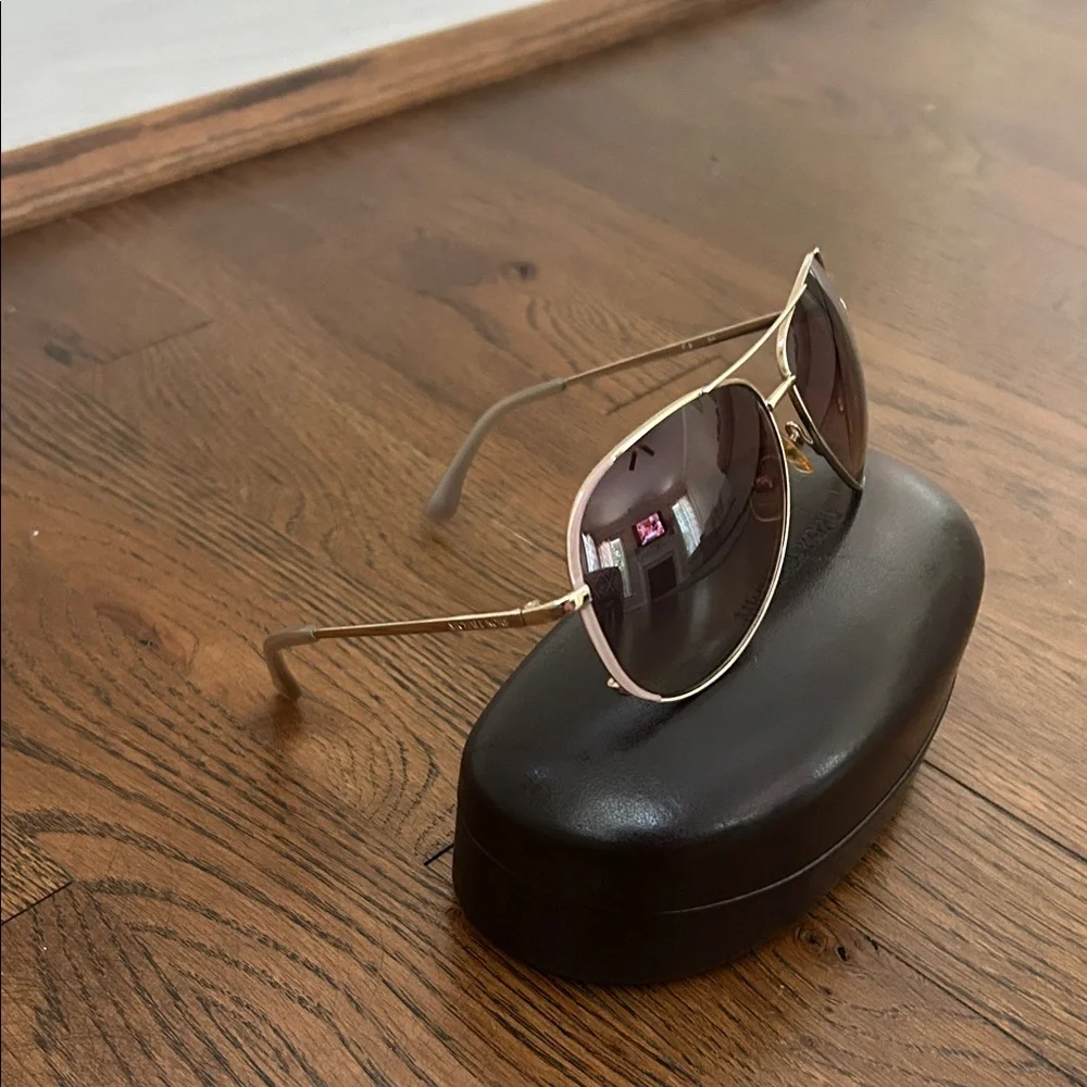 Michael Kors Silver Aviator Sunglasses with Black Case - Picture 4 of 4